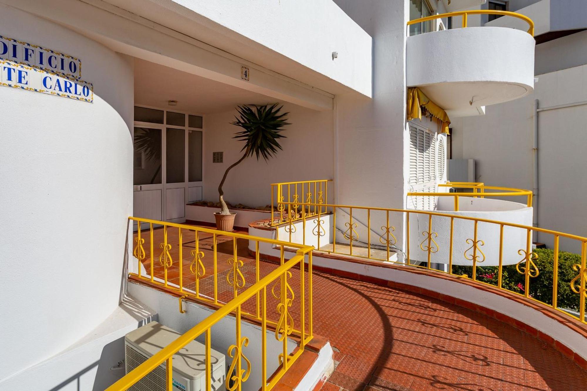 Typical T2 In Albufeira W/ Balcony By Lovelystay Exterior foto